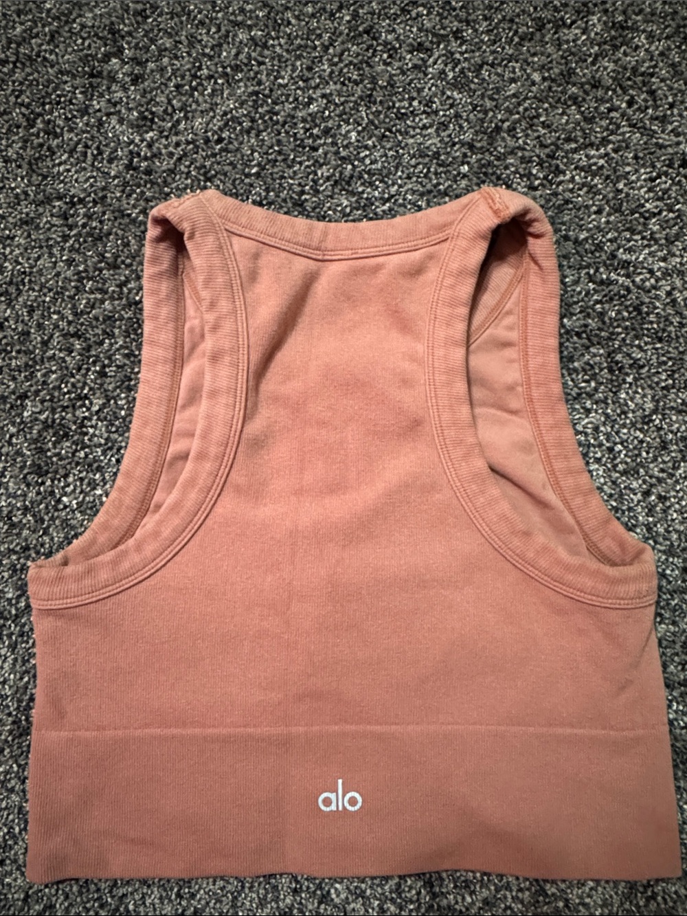 Alo Women’s Ribbed Crop Tank Top — Dusty Rose